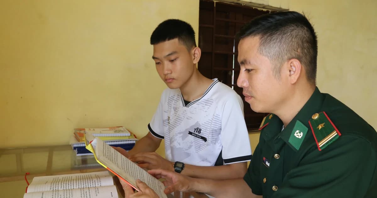 Bức ‘tâm thư’ đẫm nước mắt của nam sinh mồ côi lỡ cơ hội vào trường quân đội