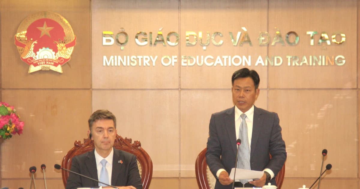 Ban Chỉ đạo Dự án Chương trình GD nghề nghiệp Việt Nam - EU họp phiên đầu tiên