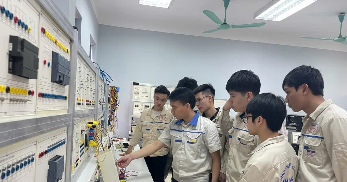 Để sinh viên trường nghề không phải 'học lại' khi vào nhà máy
