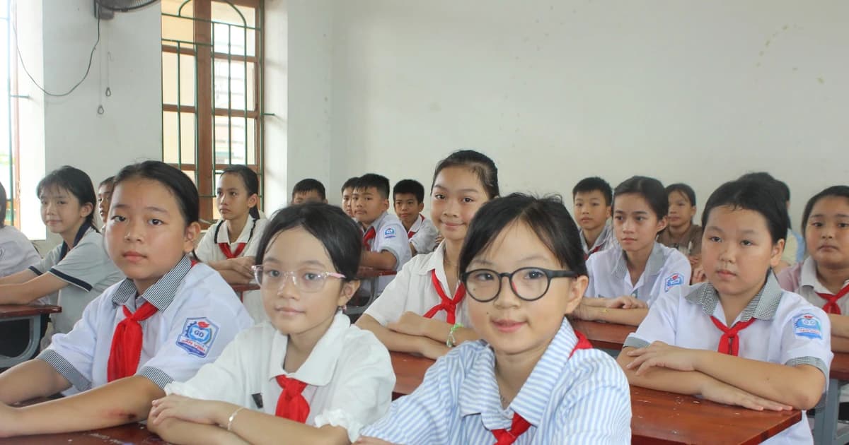 Hơn 300.000 học sinh Hà Tĩnh hân hoan trong ngày tựu trường