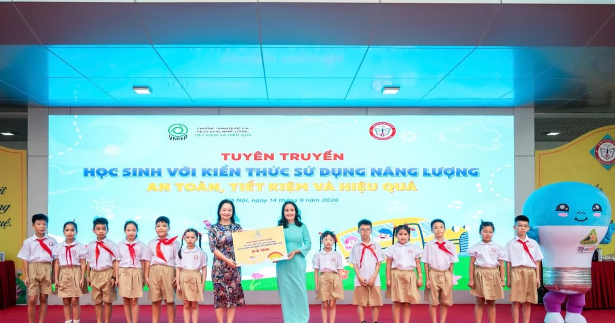 Gần 1000 học sinh Hà Nội được hướng dẫn sử dụng năng lượng an toàn, tiết kiệm