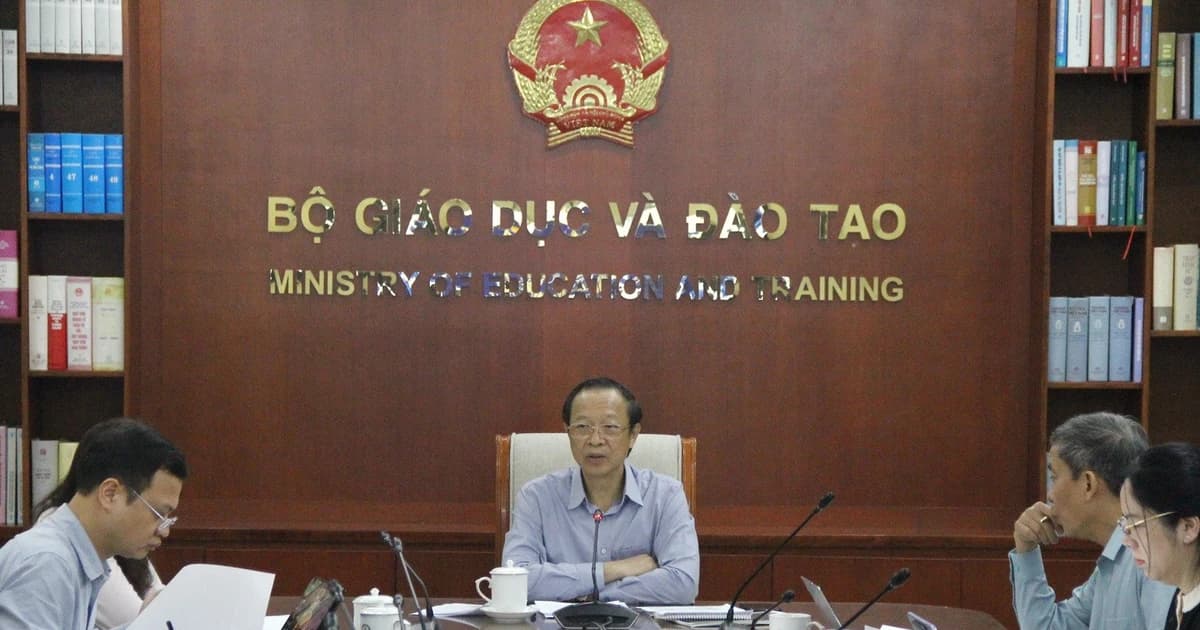 Tổ chức Lễ tuyên dương nhà giáo tiêu biểu theo hướng thực chất