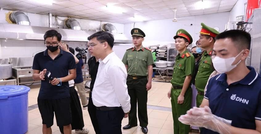 Hà Nội lập 4 đoàn kiểm tra bữa ăn bán trú tại trường học