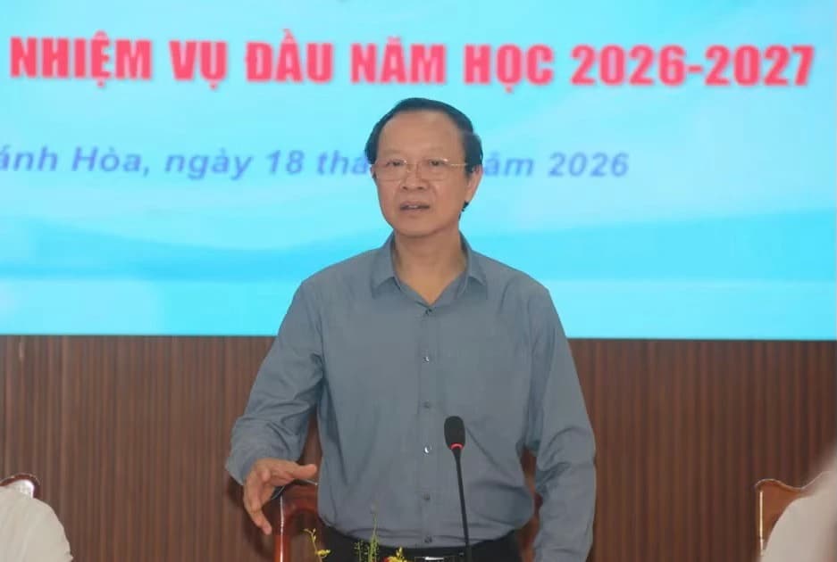 Thứ trưởng Thường trực Phạm Ngọc Thưởng: Trường học quy mô lớn đến đâu, học sinh vẫn là trung tâm