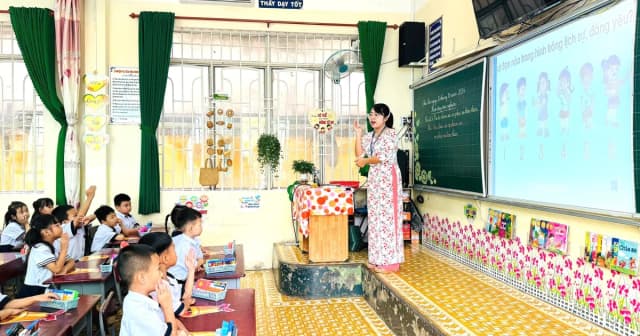 Nâng cao năng lực số cho giáo viên, đáp ứng yêu cầu chuyển đổi số
