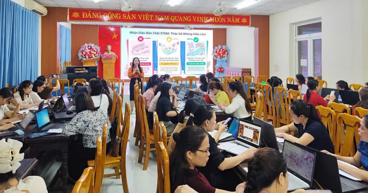 Quảng Trị nâng cao năng lực số, đổi mới quản trị trường mầm non