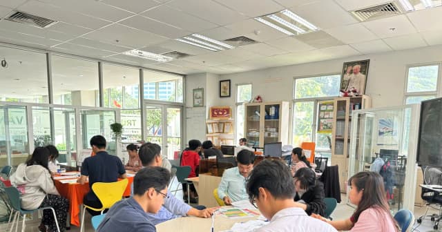Đưa sinh viên vào doanh nghiệp, đo năng lực bằng việc thật