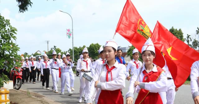 Tạo sân chơi bổ ích cho trẻ em từ mô hình Trại Thu