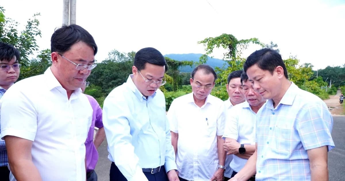 Quảng Ngãi đẩy nhanh tiến độ các dự án trường nội trú vùng biên