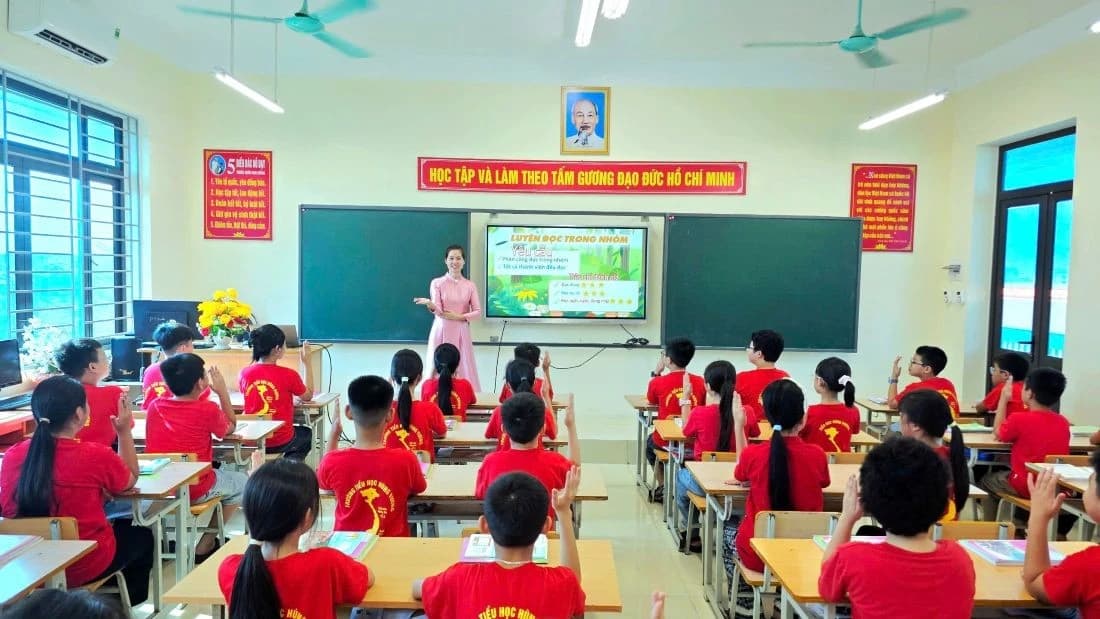Nâng cao năng lực số cho giáo viên, đưa AI vào lớp học ở Phú Thọ