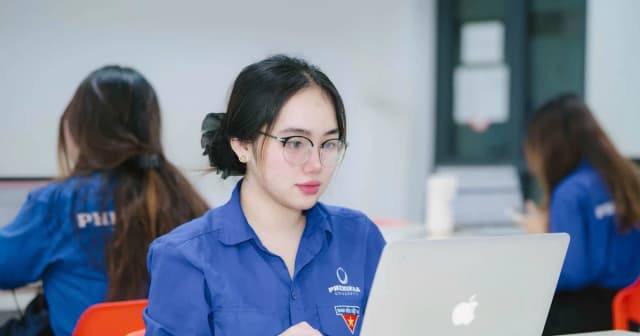 Xây dựng văn hóa an toàn số cho người học trong thời đại công nghệ