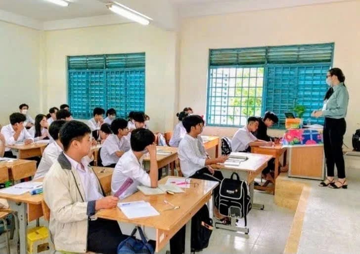 Cấp xã ở An Giang thiết lập đường dây nóng nhận phản ánh về dạy thêm, học thêm