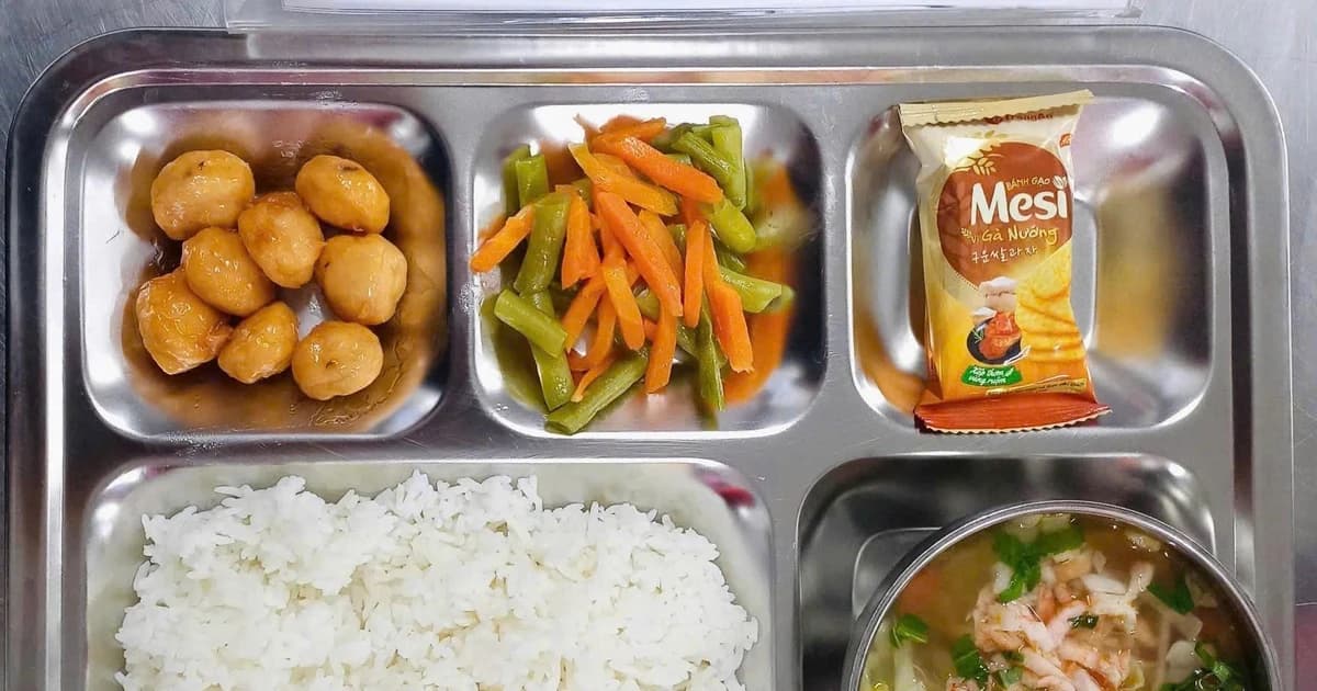 Siết quản lý an toàn suất ăn bán trú, phụ huynh cùng tham gia giám sát