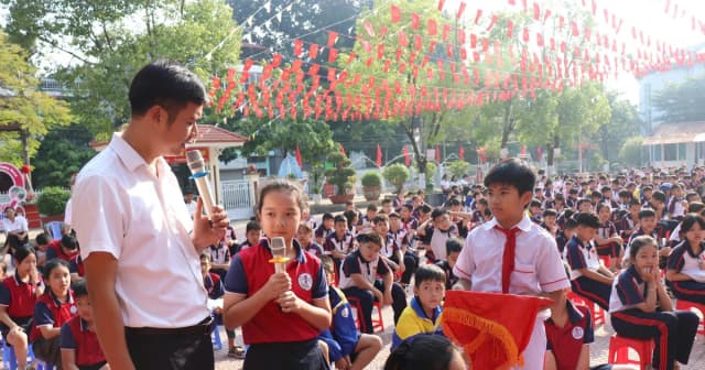 Đổi mới đánh giá để học sinh tiến bộ