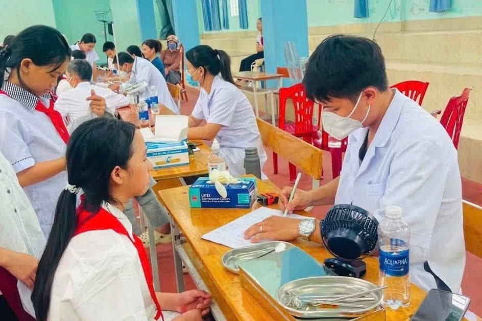 Quảng Trị đãi ngộ đào tạo sinh viên y khoa, hỗ trợ 100% học phí học tập