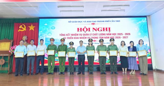 TP Cần Thơ nâng cao chất lượng quản lý giáo dục, đẩy mạnh chuyển đổi số