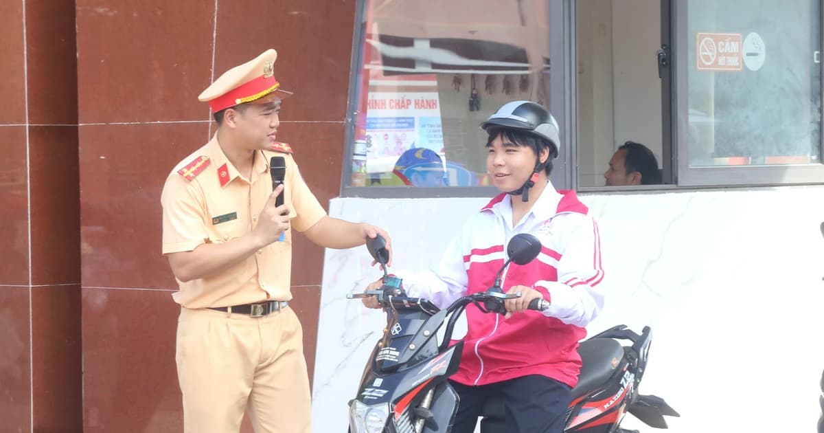 Quảng Trị tăng cường giáo dục an toàn giao thông cho học sinh