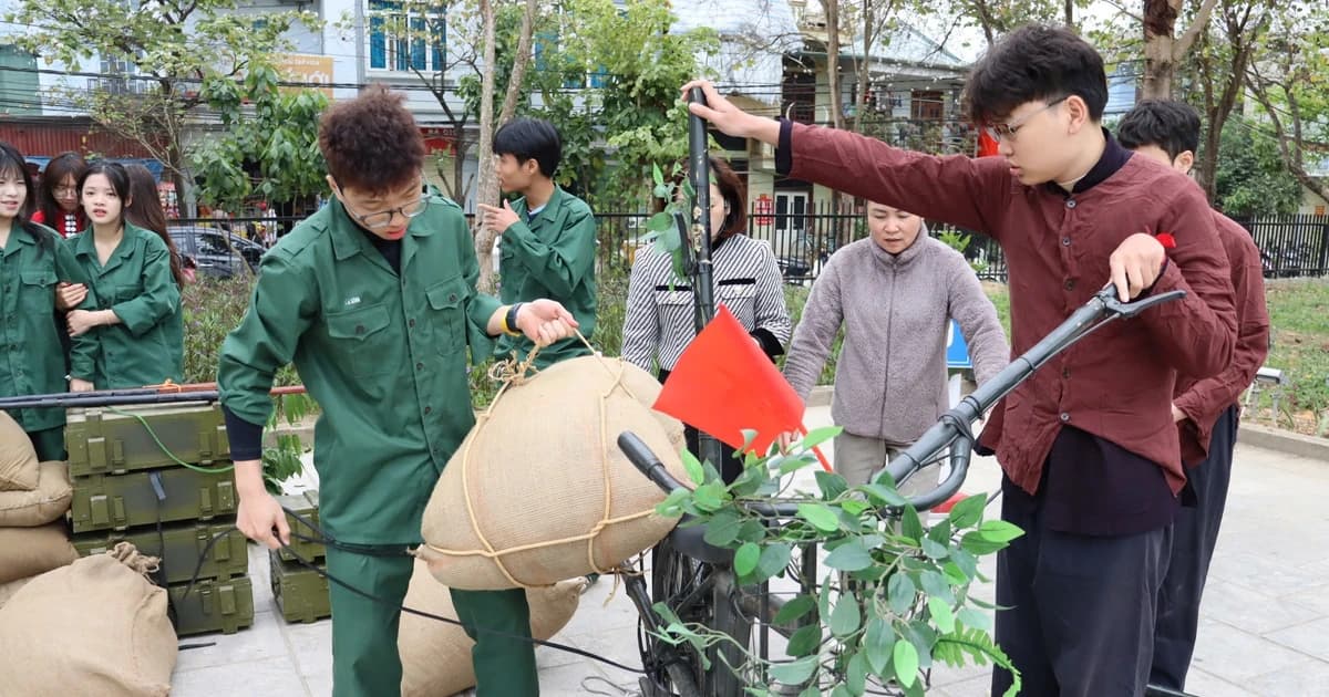 Giáo dục truyền thống qua trải nghiệm: Những bài học không bao giờ cũ