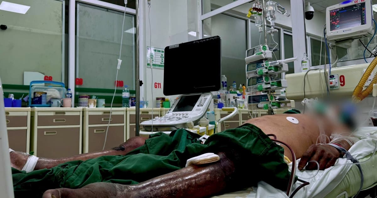 Bị gai đâm ở đầm tôm, hai chân hoại tử có nguy cơ lan ra toàn thân