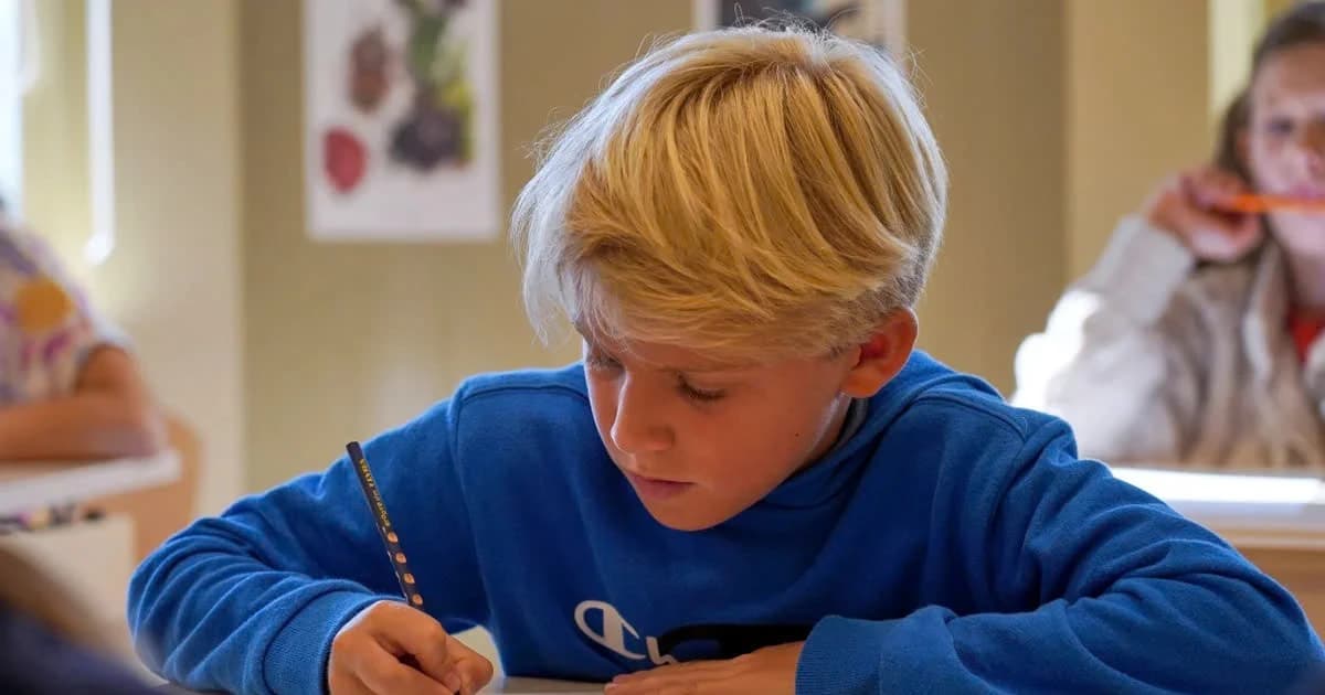 Giáo dục theo truyền thống trong kỷ nguyên AI