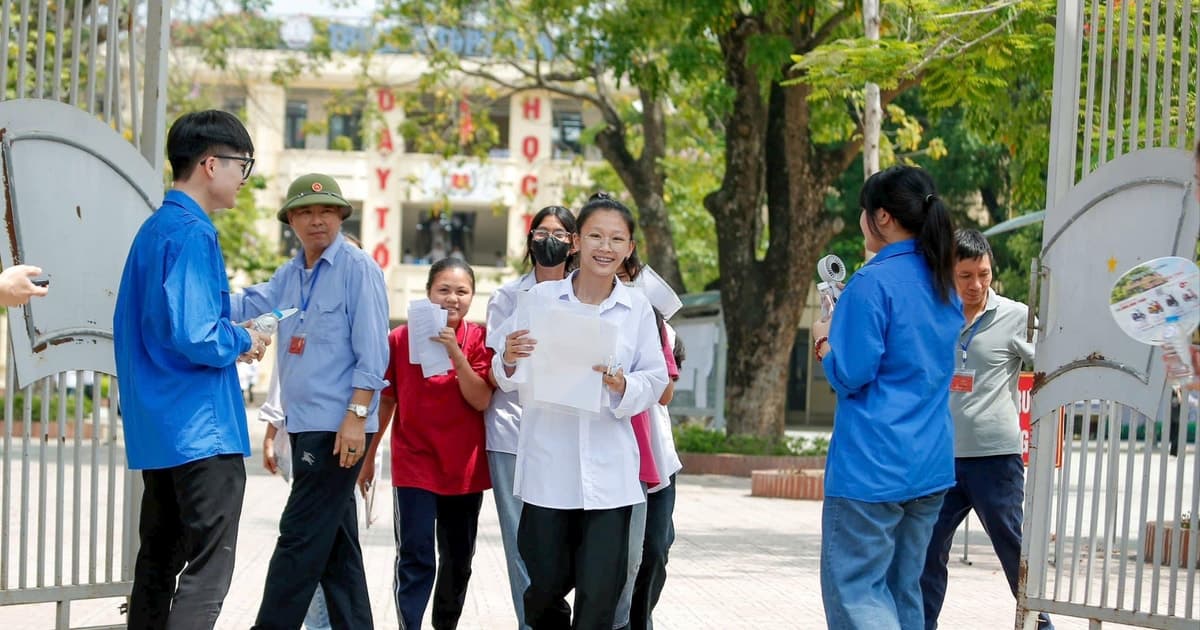 Hà Nội công bố đáp án 3 môn thi vào lớp 10 năm 2025