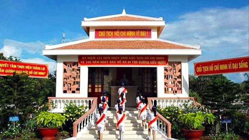 Nữ anh hùng hai lần xây dựng Đền thờ Bác Hồ