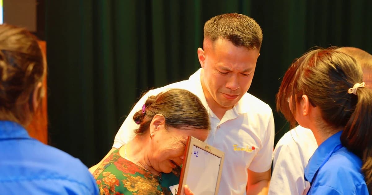 Lòng biết ơn lan tỏa như những đóa hoa thơm ngát