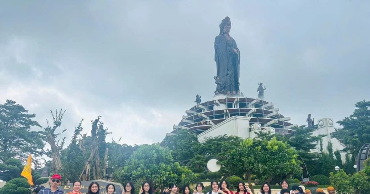 Hơn 600 học sinh lớp 10 tham gia Trại hè Phương Nam tại Tây Ninh