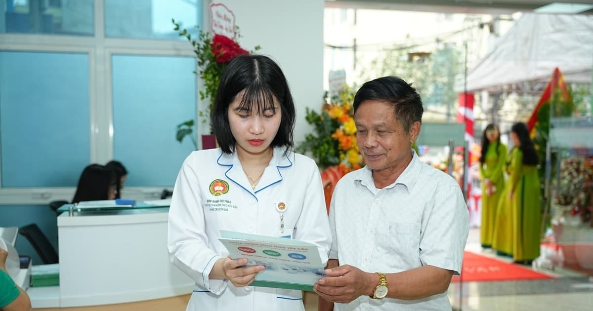 Hà Nội chính thức đổi tên 13 bệnh viện tuyến quận, huyện