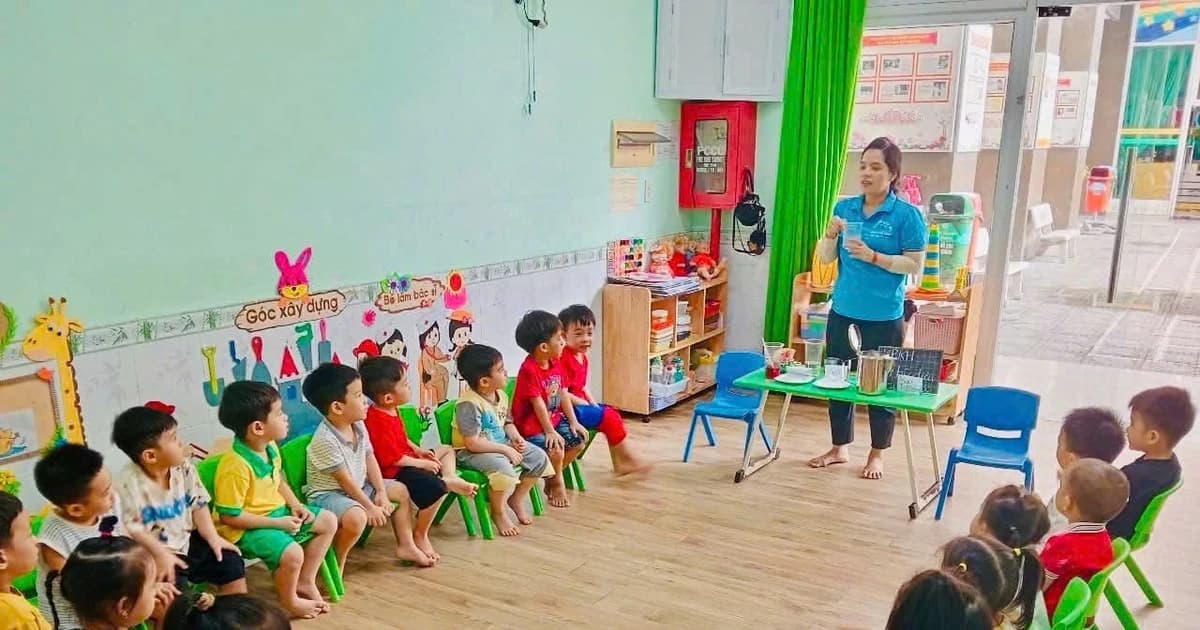 TPHCM: Báo động tình trạng béo phì tuổi học đường