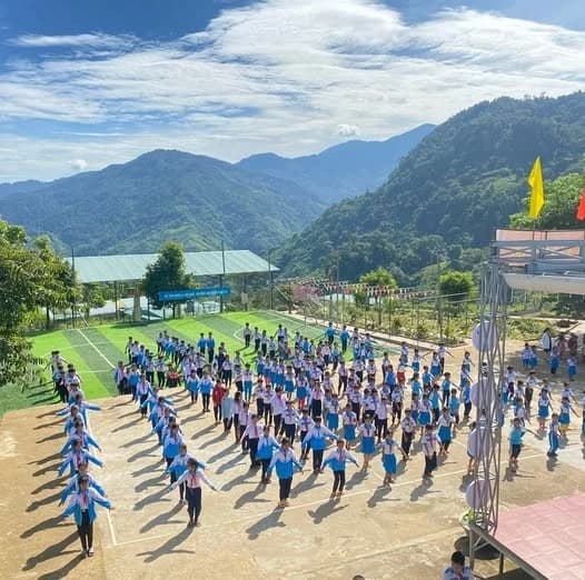 Thay đổi tư duy đầu tư cho giáo dục vùng khó từ Nghị quyết 71
