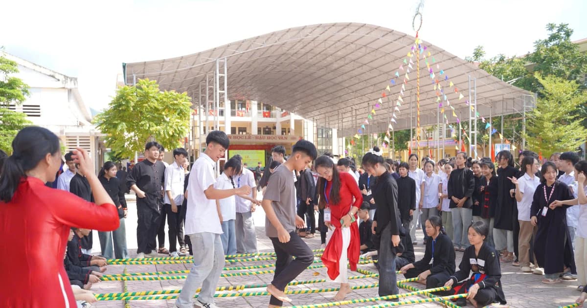 Học sinh Bắc Ninh vui 'Tết Rằm tháng 7' lan tỏa giá trị nhân văn
