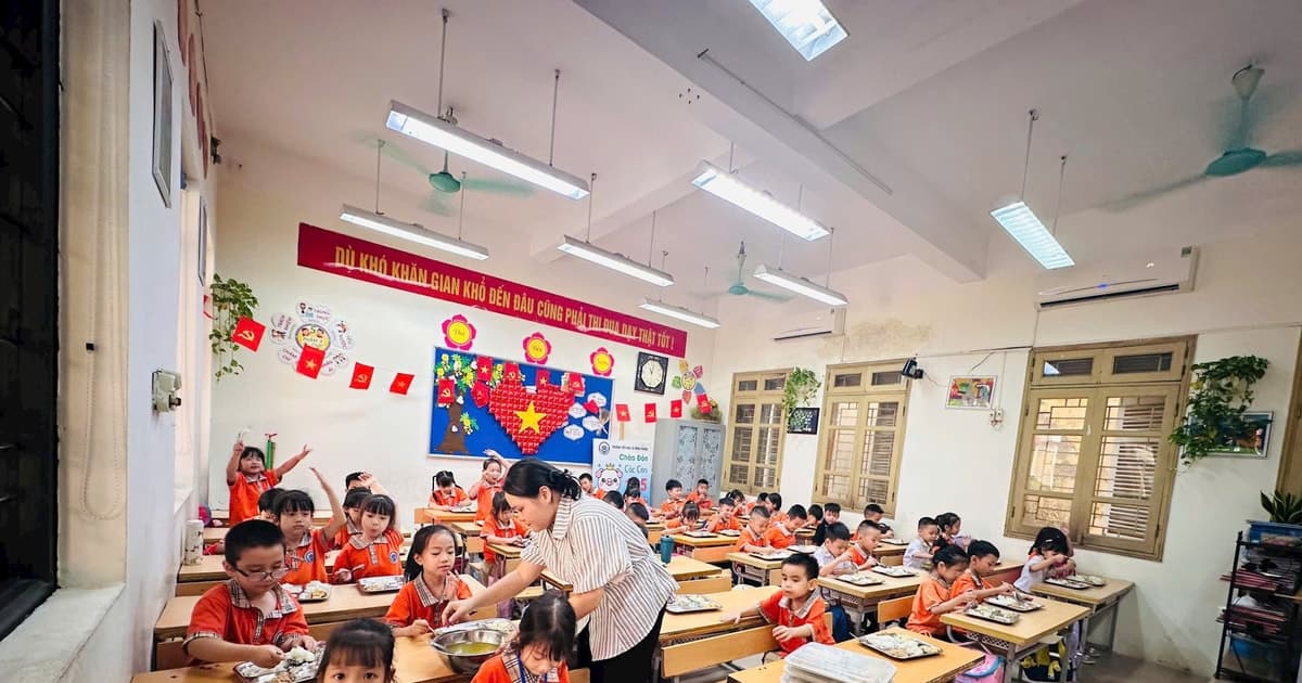 Phụ huynh phản ánh con ăn thiếu no, nhà trường khẳng định sai sự thật