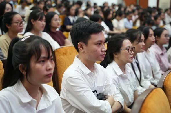 TP Huế chọn 145 chỉ tiêu kỳ thi tuyển giáo viên năm học 2025 – 2026