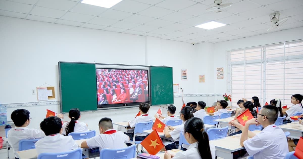Hà Nội chi hơn 525 tỷ đồng hỗ trợ học sinh trường tư thục
