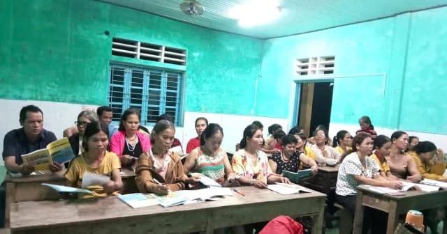 TP Huế vượt mục tiêu xóa mù nhờ chính sách đặc thù và chuyển đổi số mạnh mẽ