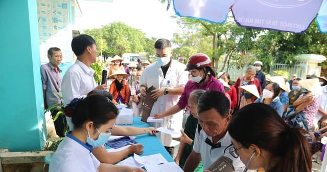 11 nhóm đối tượng được BHYT thanh toán 100% chi phí khám, chữa bệnh từ 1/1/2026