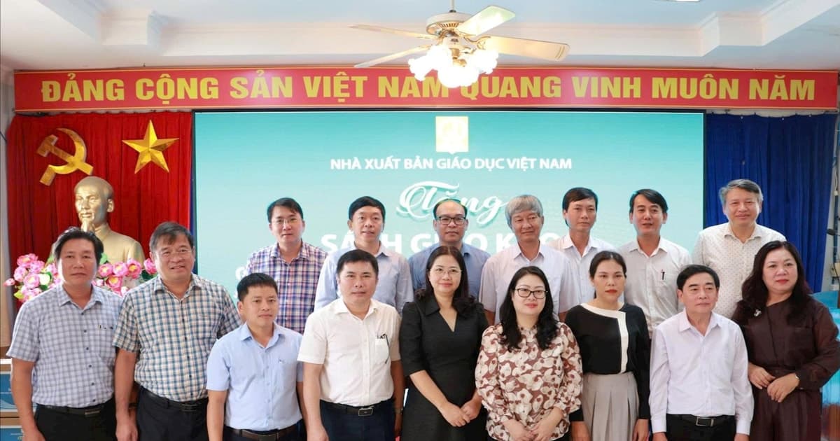 Lan tỏa tinh thần tương thân tương ái, chung tay vì học sinh vùng bị ảnh hưởng thiên tai