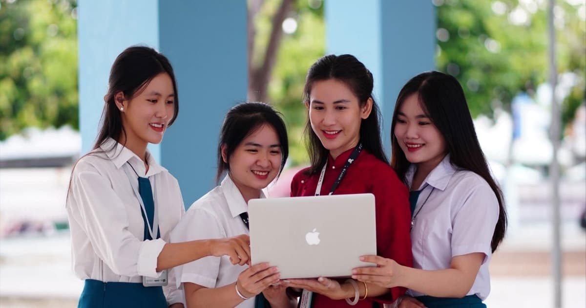 Giáo dục nghề nghiệp bứt tốc với 2,2 triệu người học, hơn 80% ra trường có việc làm