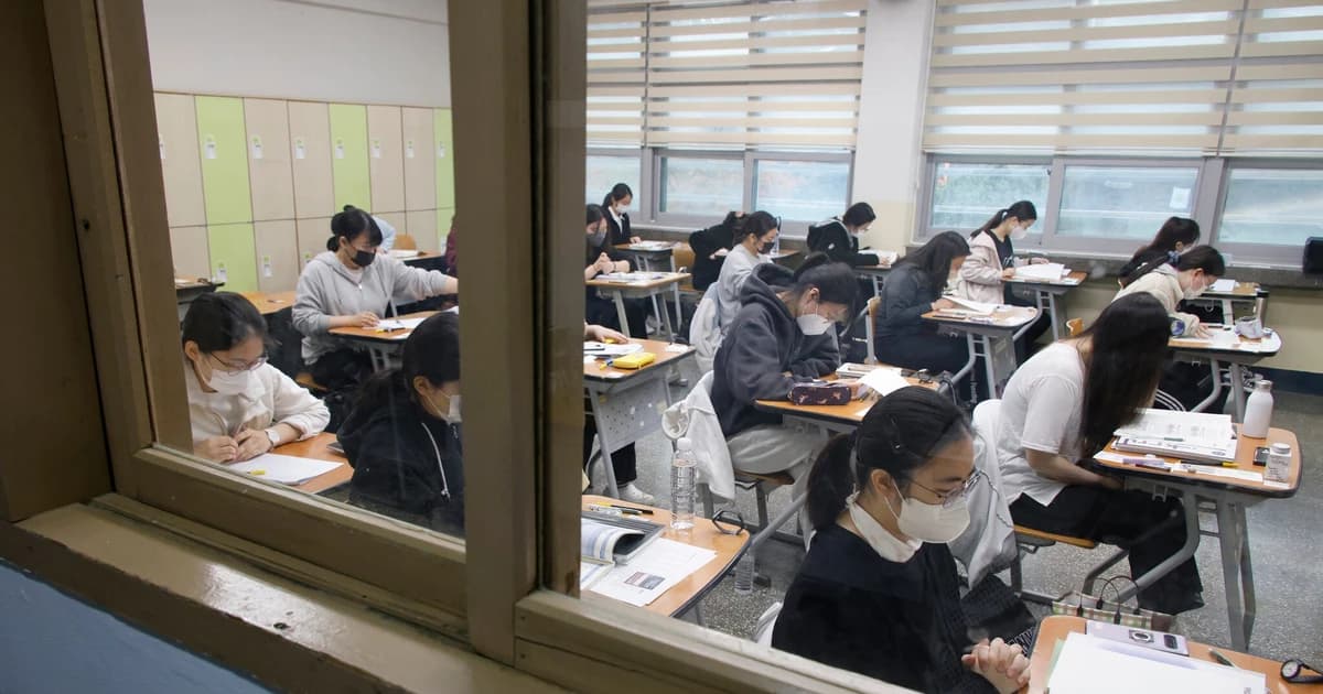 Hàn Quốc: Tranh cãi về việc bãi bỏ kỳ thi đại học