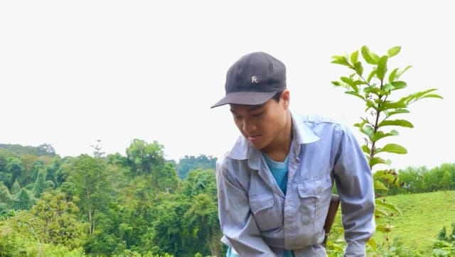 Chàng trai Ma Coong tự học tiếng Anh nuôi giấc mơ hướng dẫn viên