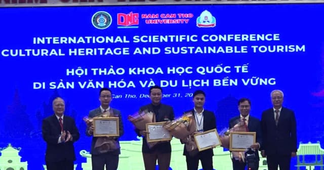 Bàn giải pháp gắn di sản văn hóa với phát triển du lịch bền vững