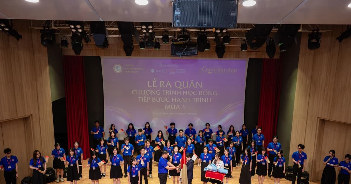 Thêm nhiều học bổng đến trường cho tân sinh viên