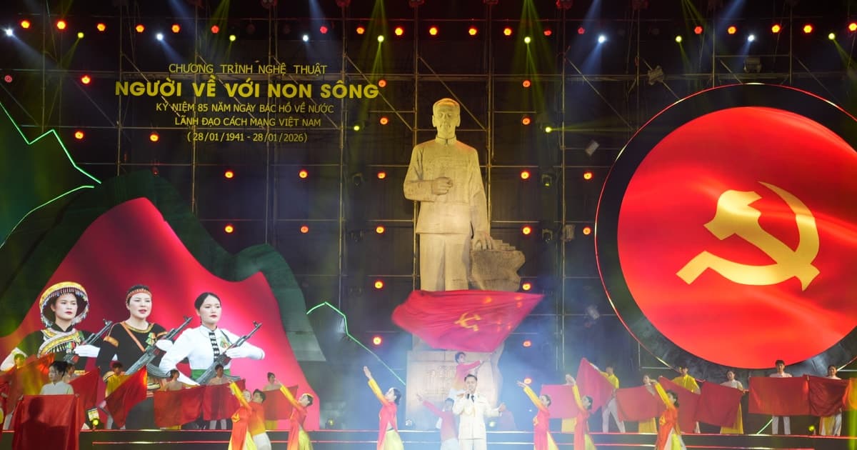 Chương trình nghệ thuật 'Người về với non sông' kỷ niệm 85 năm Ngày Bác Hồ về nước