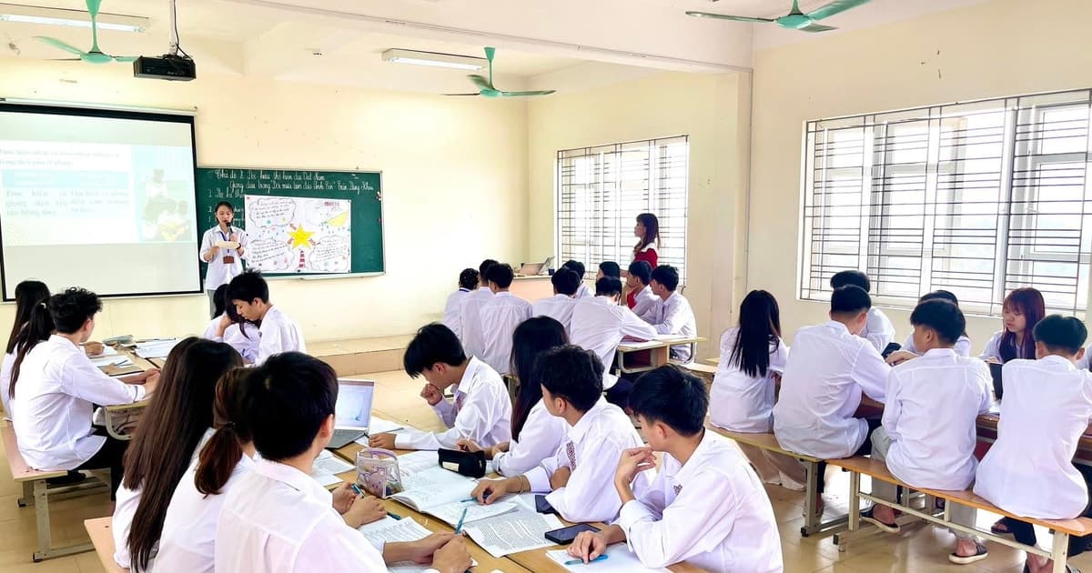 Dạy học 2 buổi/ngày không làm ồ ạt, Bộ trưởng Nguyễn Kim Sơn nói rõ lộ trình