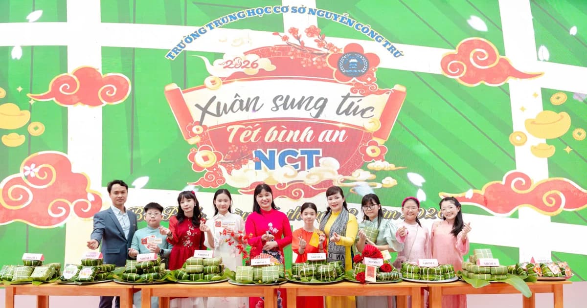 Lời chúc năm mới từ mái trường chứa đựng niềm tin đổi mới