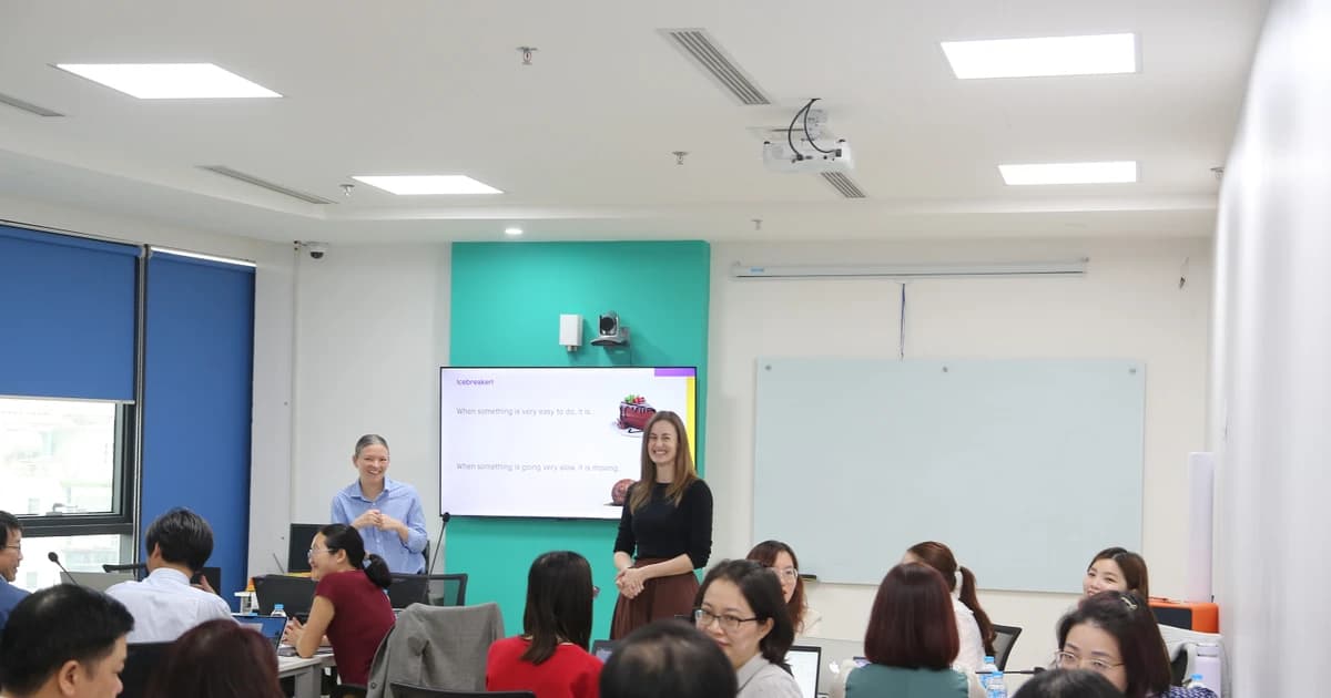 Hội đồng Anh tập huấn biên soạn đề thi APTIS ESOL cho giảng viên Việt Nam