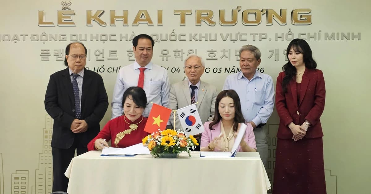 Phía sau mỗi hồ sơ du học là kỳ vọng của một gia đình