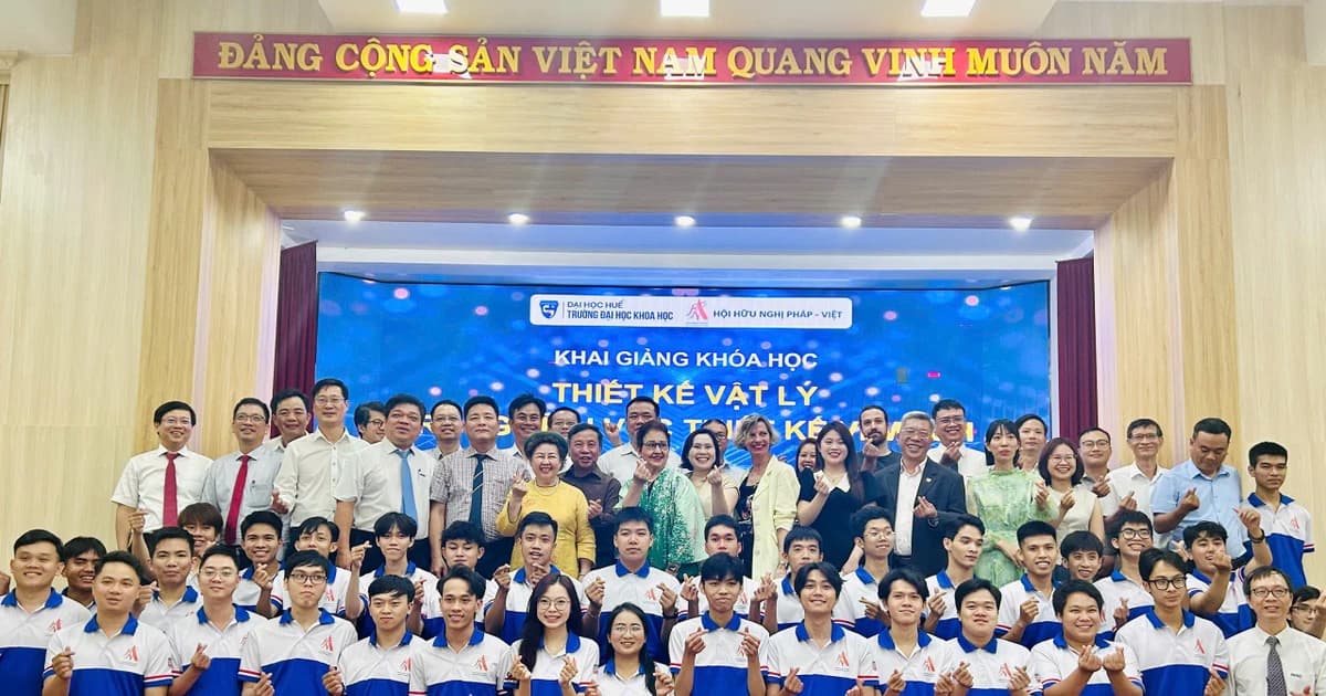 Khai giảng khóa học ‘Thiết kế vật lí trong lĩnh vực thiết kế vi mạch’