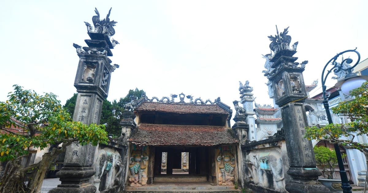 Đình Hùng Lô: Nét trầm mặc giữa làng quê trăm tuổi